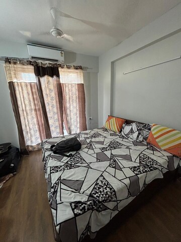 Bedroom in 3 BHK Apartment at Signature Global City, Sector 37d – for Rent
