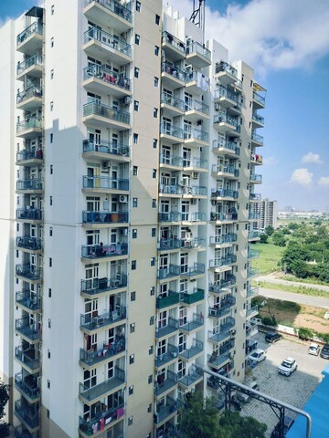 2 BHK Apartment For Rent in Adani Aangan, Sector 89a