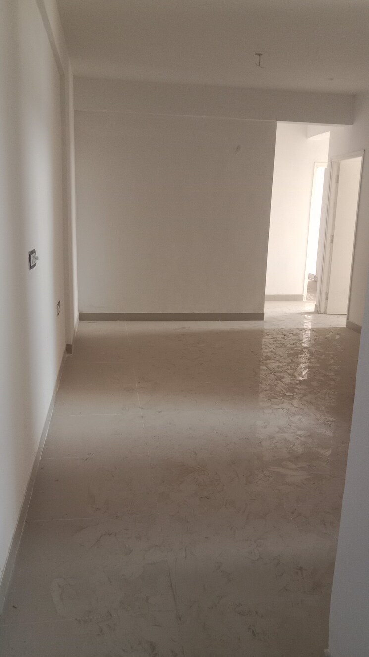 Room, rof-alante 3 Bedroom 750 Sq.Ft. Apartment In Sector 108 Gurgaon 8704280