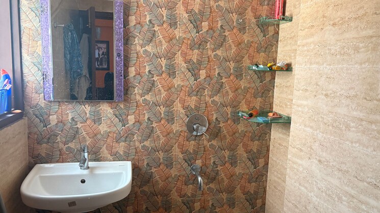 Bathroom, sector 39 3 Bedroom 1440 Sq.Ft. Builder Floor In Sector 39 Gurgaon 8704147