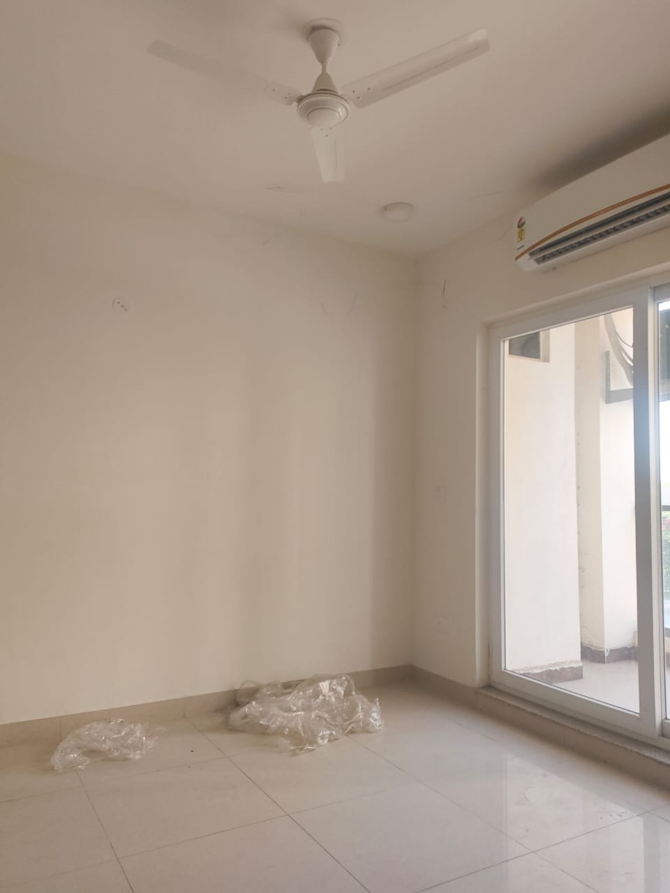 3 BHK Builder Floor For Rent in Breez Flora Avenue 33