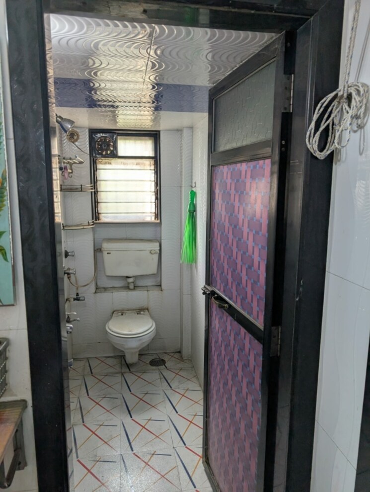 Bathroom, dombivli east 1 Bedroom 580 Sq.Ft. Apartment In Dombivli East Thane 8704244
