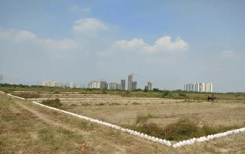 Plot For Sale in Sk Smart City