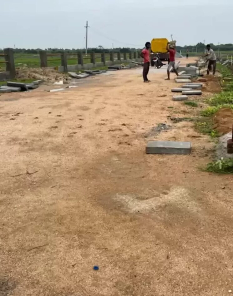  Parking, sector 150  120 Sq.Yd. Plot In Sector 150 Noida 8704164