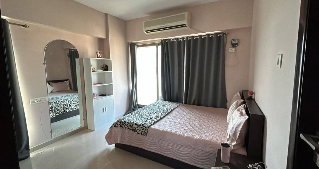 2 BHK Apartment For Rent in Lake Home