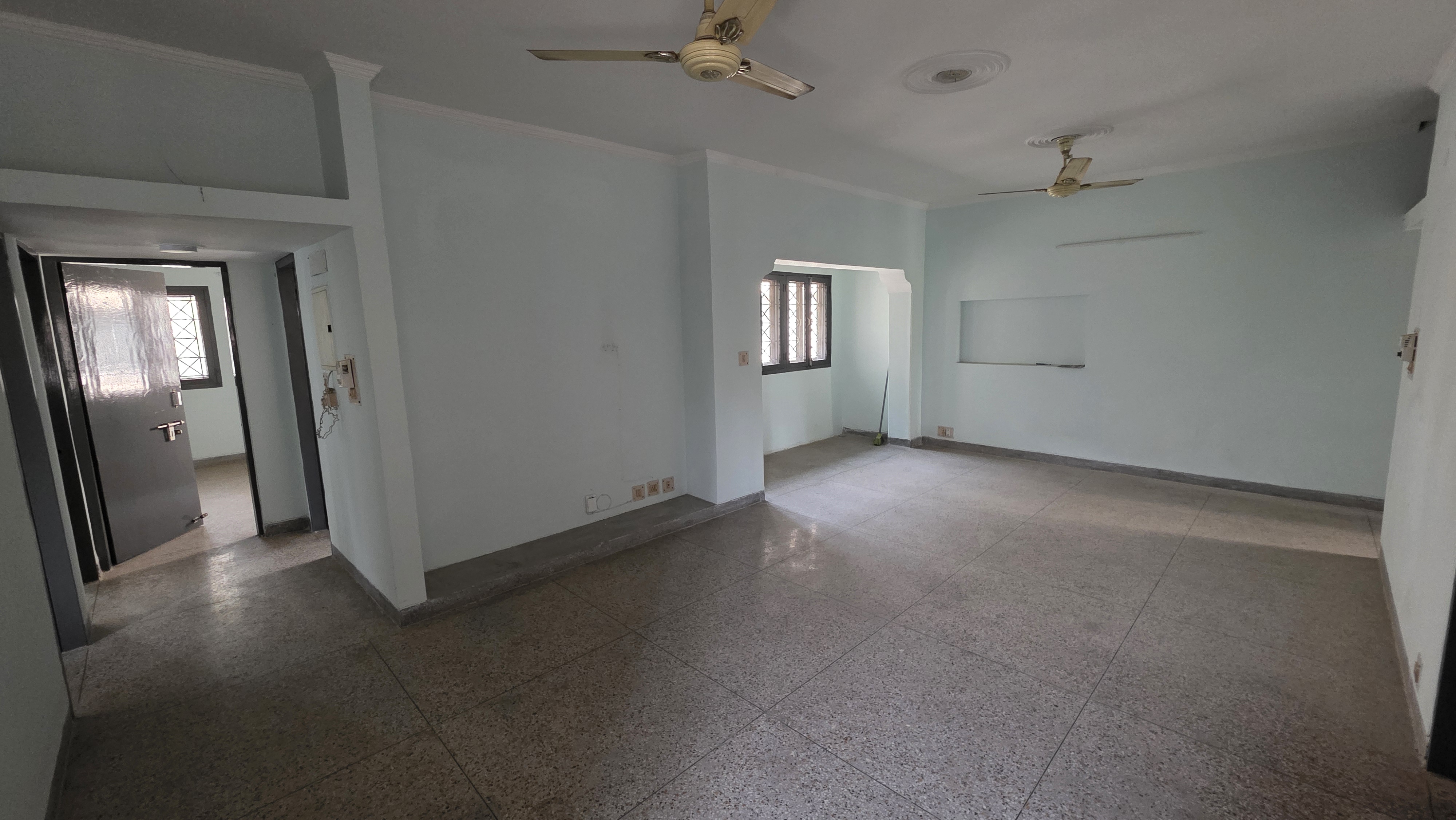 3 BHK Apartment For Sale in Kendriya Vihar