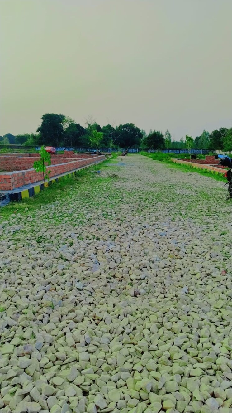 Garden, amar shaheed path  1011 Sq.Ft. Plot In Amar Shaheed Path Lucknow 8704224