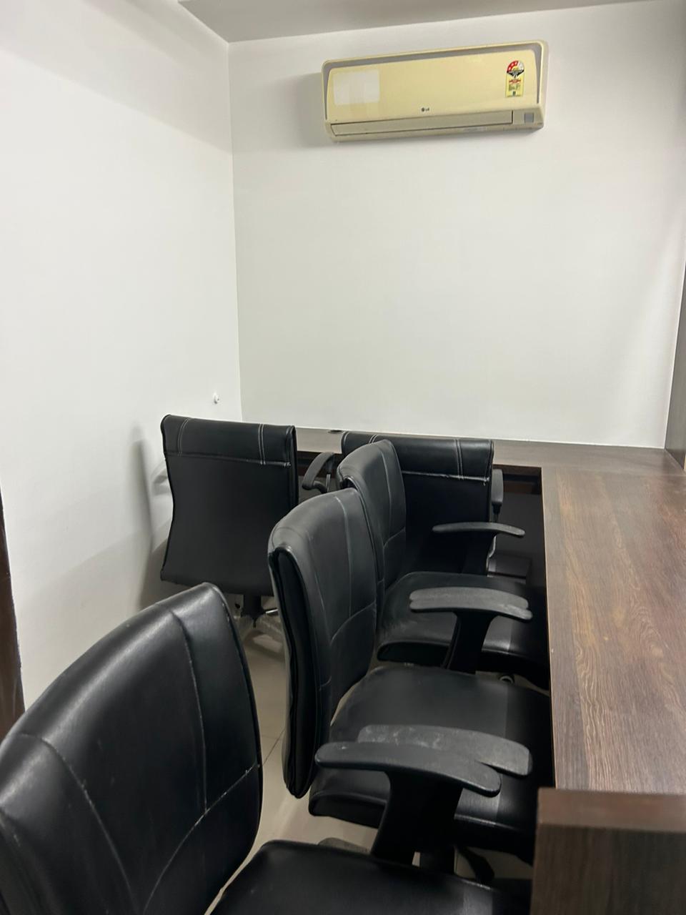 Office Space For Rent in Ganesh Meridian 