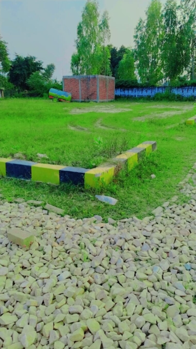 Garden, amar shaheed path  600 Sq.Ft. Plot In Amar Shaheed Path Lucknow 8704344