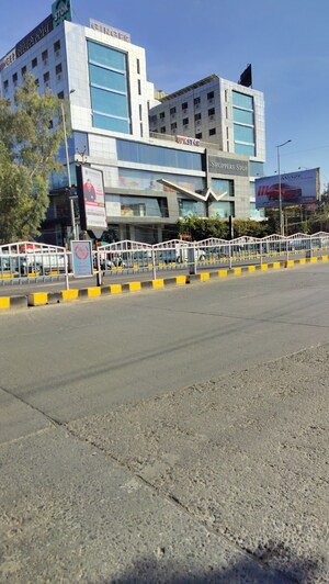  Office Space in IT/SEZ For Sale in Vijay Nagar