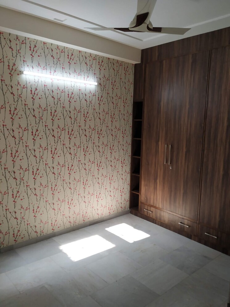 Room, khirki extension 3 Bedroom 1150 Sq.Ft. Apartment In Khirki Extension Delhi 8704386