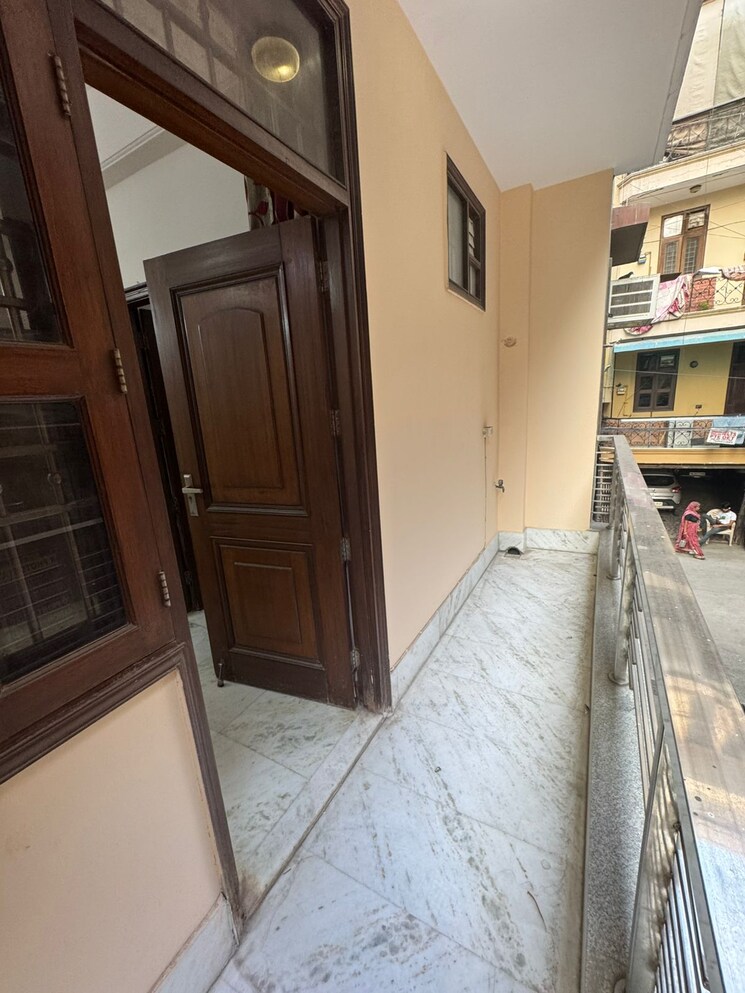 Balcony, khirki extension 3 Bedroom 1150 Sq.Ft. Apartment In Khirki Extension Delhi 8704386