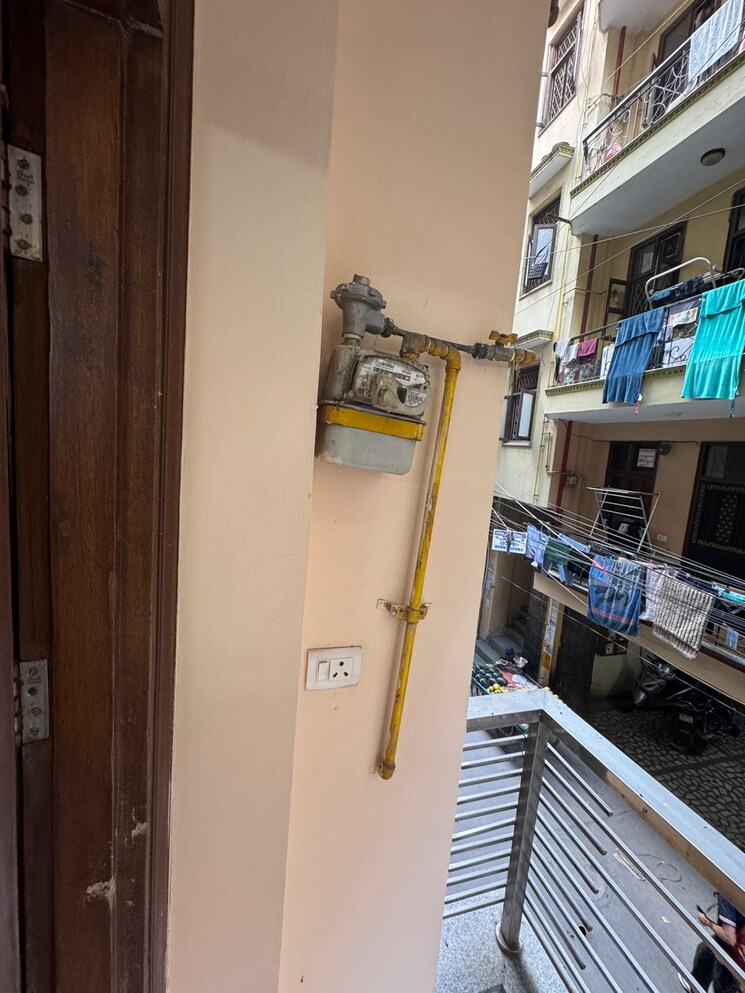 Balcony, khirki extension 3 Bedroom 1150 Sq.Ft. Apartment In Khirki Extension Delhi 8704386