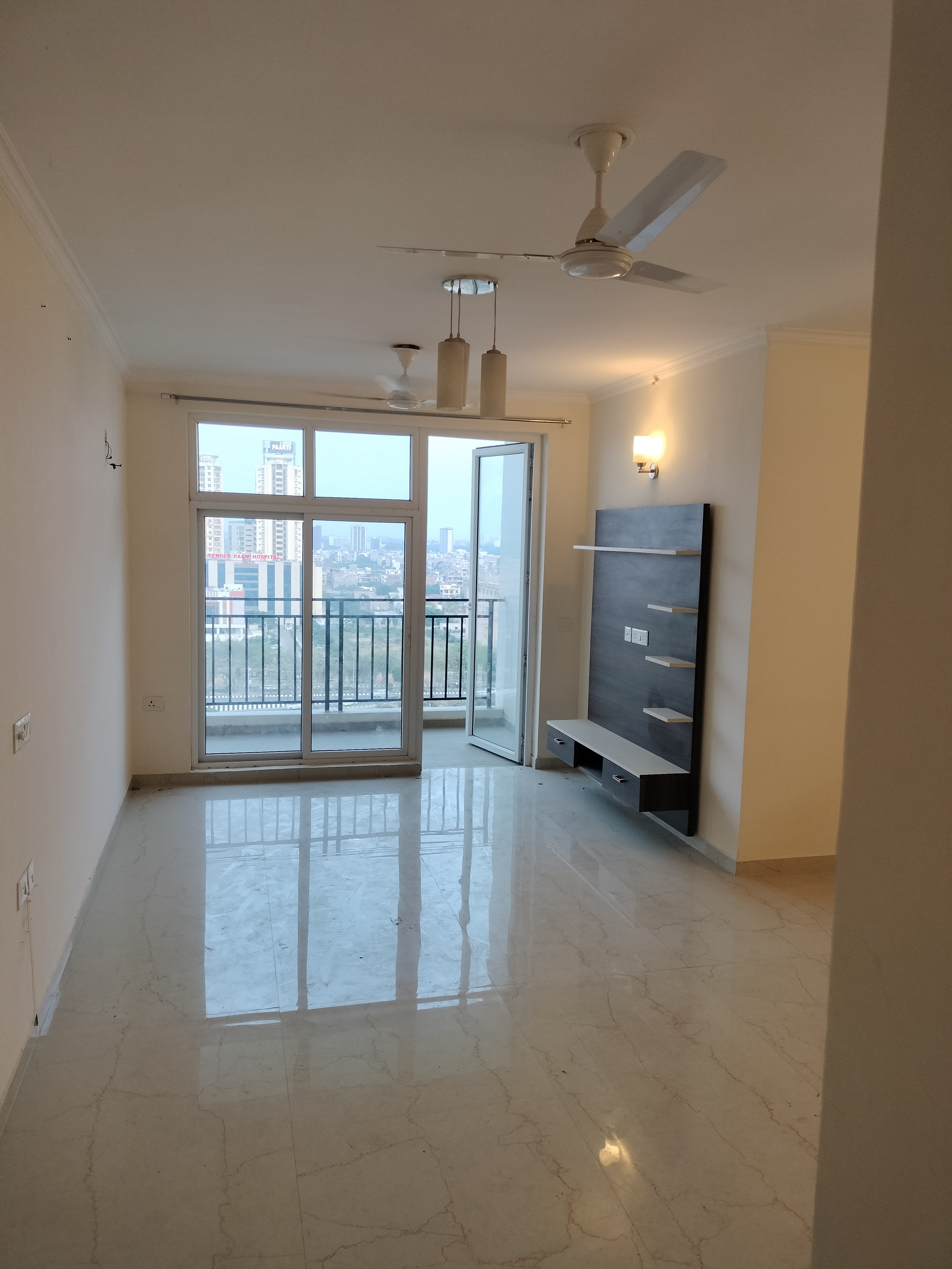 3 BHK Apartment For Rent in Omaxe The Palace