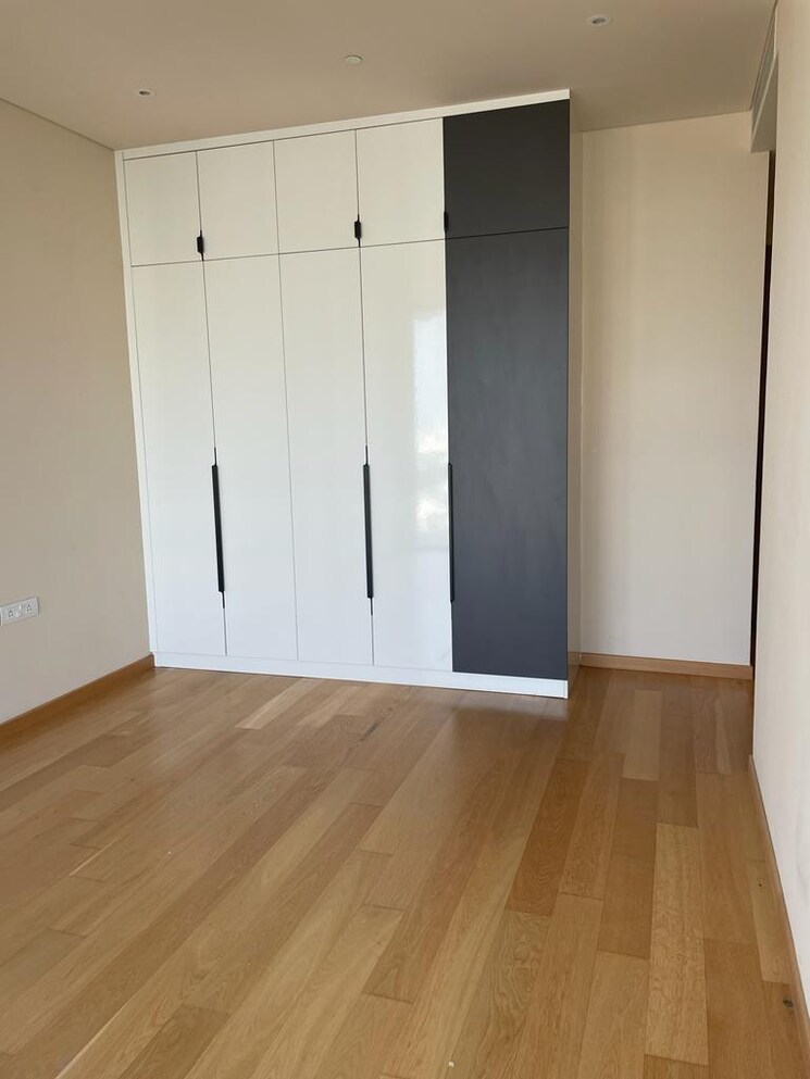 Room, embassy-lake-terrace 4 Bedroom 4440 Sq.Ft. Apartment In Hebbal Bangalore 8704439