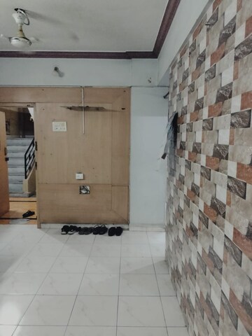 Living Room in 2 BHK Apartment at Seawoods – for Rent