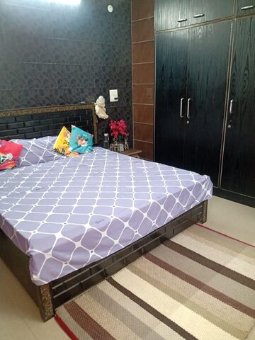 Bedroom in 2 BHK Builder Floor at Sector 45 – for Rent