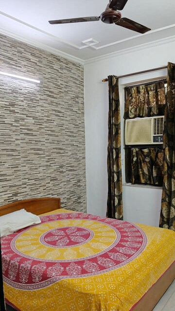 Bedroom in 2 BHK Builder Floor at Sector 45 – for Rent