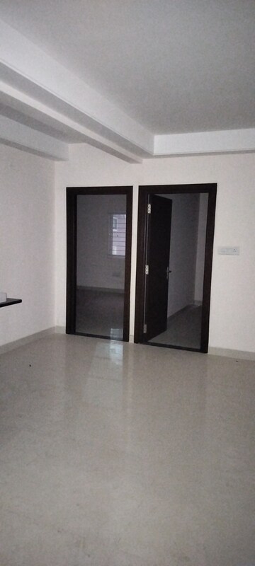 Room in 2 BHK Apartment at SMR Vinay Iconia Phase II, Kondapur – for Sale