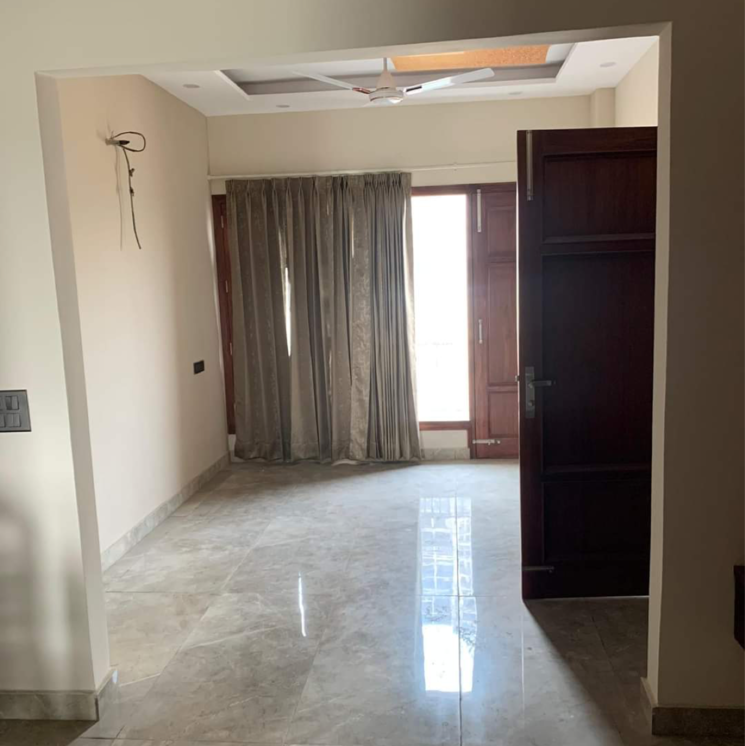 Living Room, sector 82 a 3 Bedroom 1800 Sq.Ft. Builder Floor In Sector 82 A Mohali 8704510