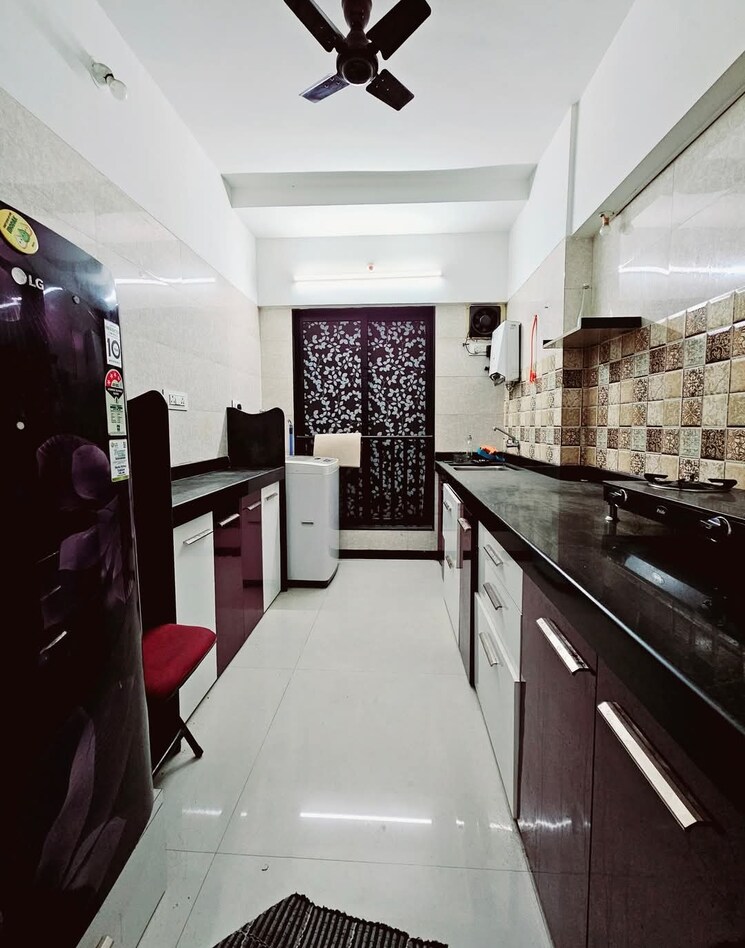 Kitchen, hiranandani-gardens 1 Bedroom 500 Sq.Ft. Apartment In Powai Mumbai 8704517