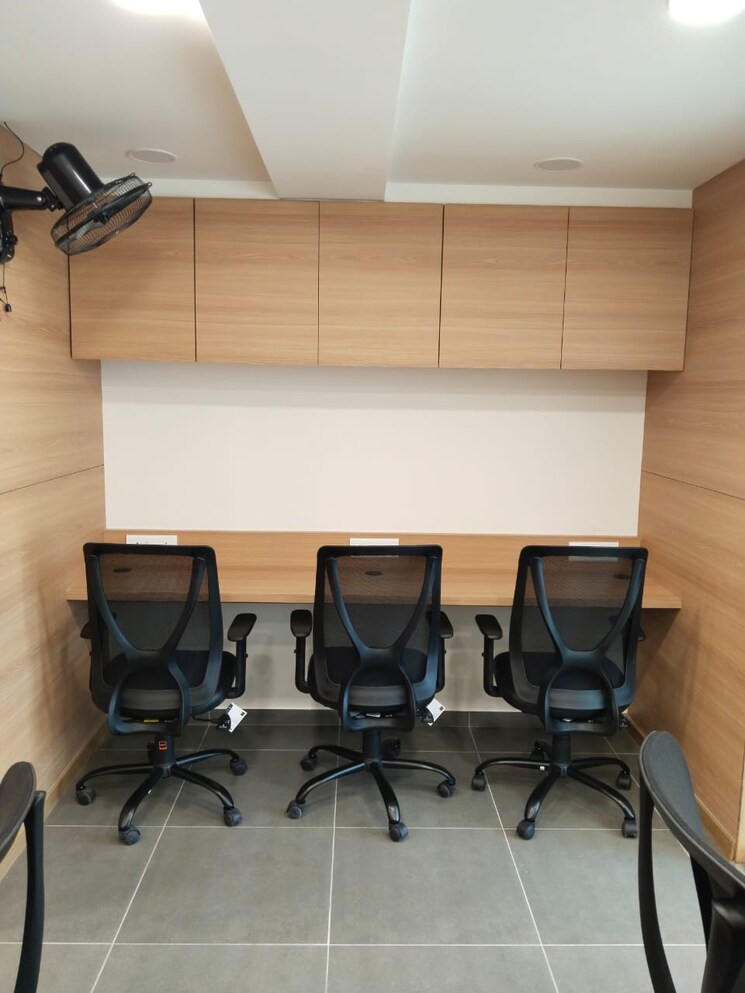 Team Area, navratna-corporate-park Commercial Office Space 1000 Sq.Ft. In Ashok Vatika Ahmedabad 8704507