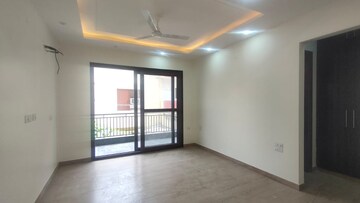 Room in 3 BHK Builder Floor at Sector 14 – for Sale