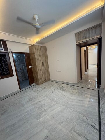 Room in 3 BHK Apartment at Khirki Extension – for Sale