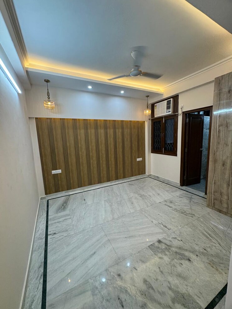Bedroom, khirki extension 3 Bedroom 1200 Sq.Ft. Apartment In Khirki Extension Delhi 8704526