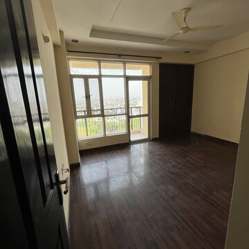 3 BHK Apartment For Rent in Sector 120