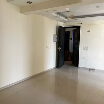 Room in 3 BHK Apartment at Sector 120 – for Rent
