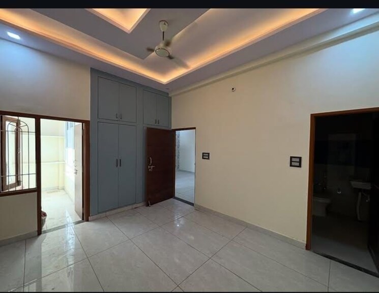 Room, sector 38 4 Bedroom 3510 Sq.Ft. Builder Floor In Sector 38 Faridabad 8704717