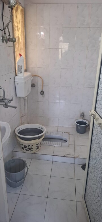 Bathroom in 1 BHK Apartment at HDIL Dheeraj Upvan 1, Borivali East – for Sale