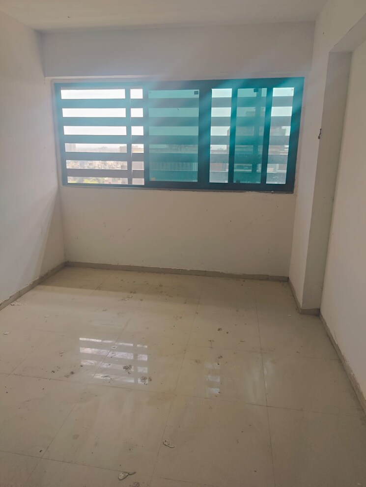 Room, dev-atelier Commercial Office Space 918 Sq.Ft. In Prahlad Nagar Ahmedabad 8704730