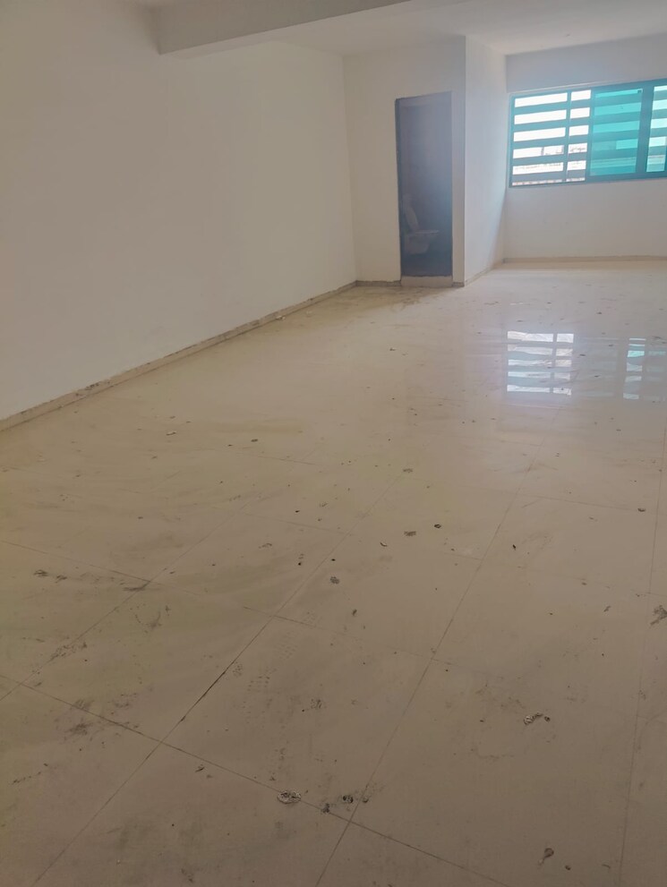 Room, dev-atelier Commercial Office Space 918 Sq.Ft. In Prahlad Nagar Ahmedabad 8704730