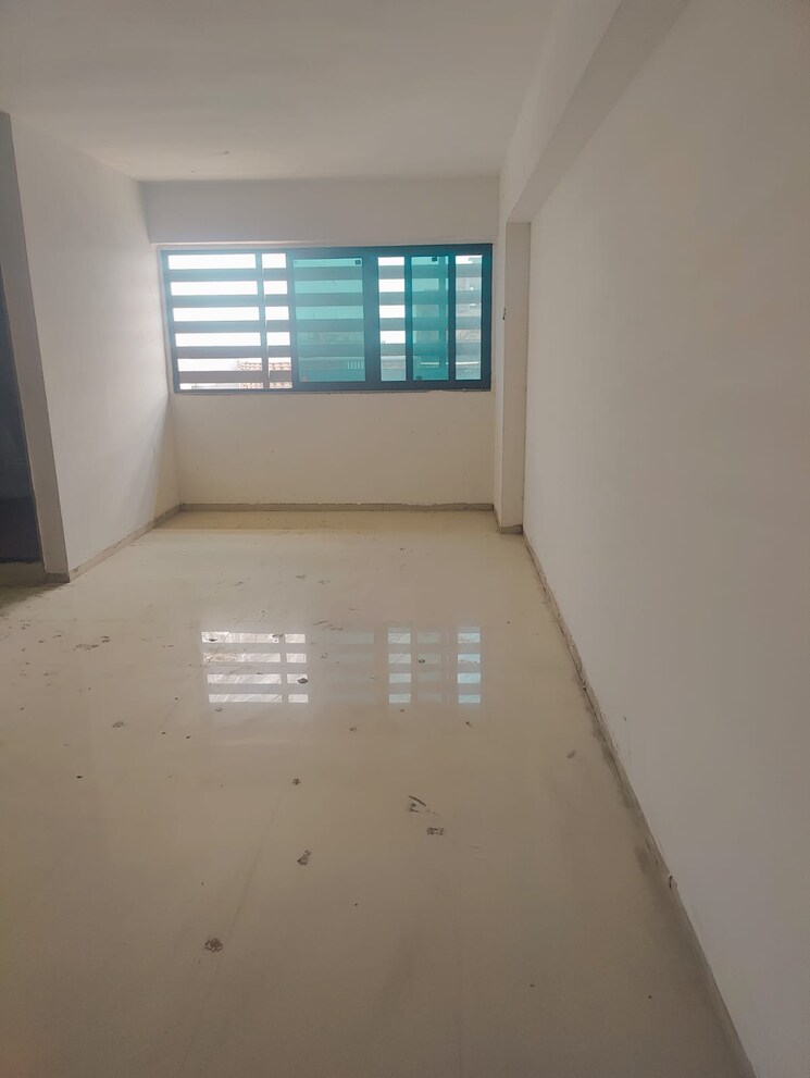 Room, dev-atelier Commercial Office Space 918 Sq.Ft. In Prahlad Nagar Ahmedabad 8704730