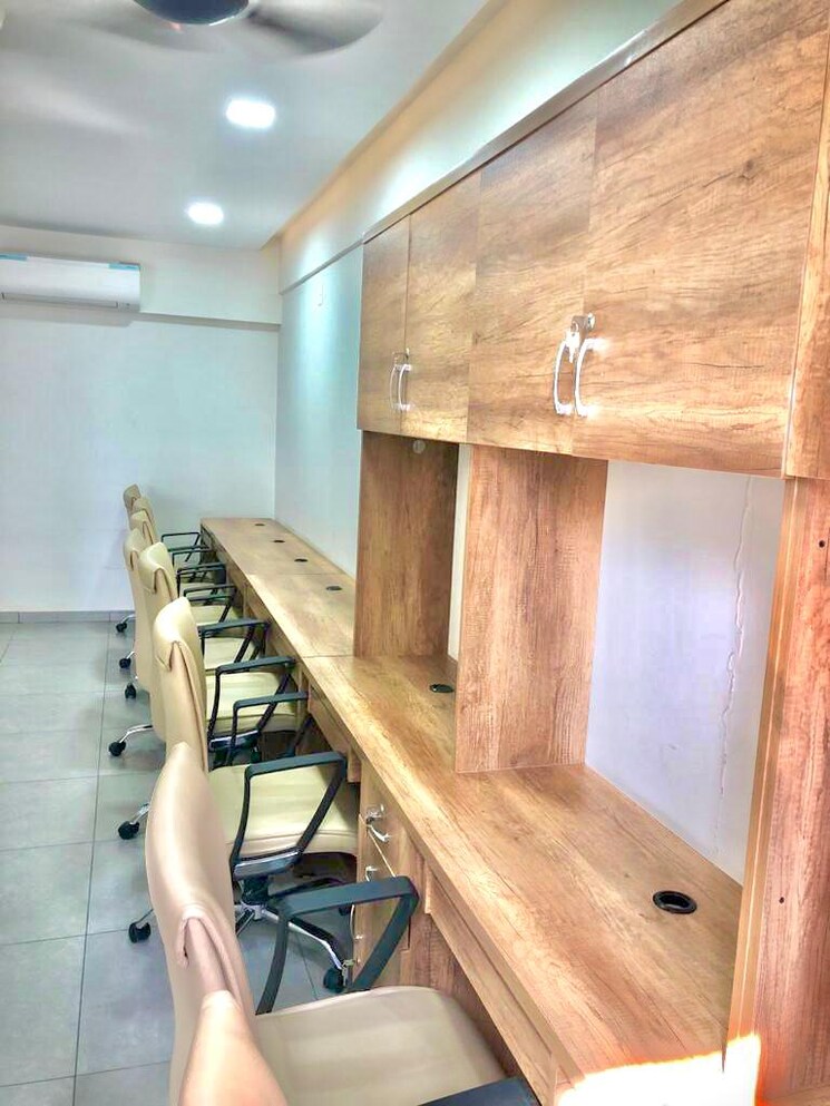 undefined, zaveri-31five Commercial Office Space 710 Sq.Ft. In Makarba Ahmedabad 8704765