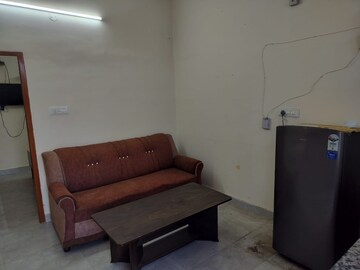 Living Room in 1 BHK Apartment at Patiala Road – for Rent