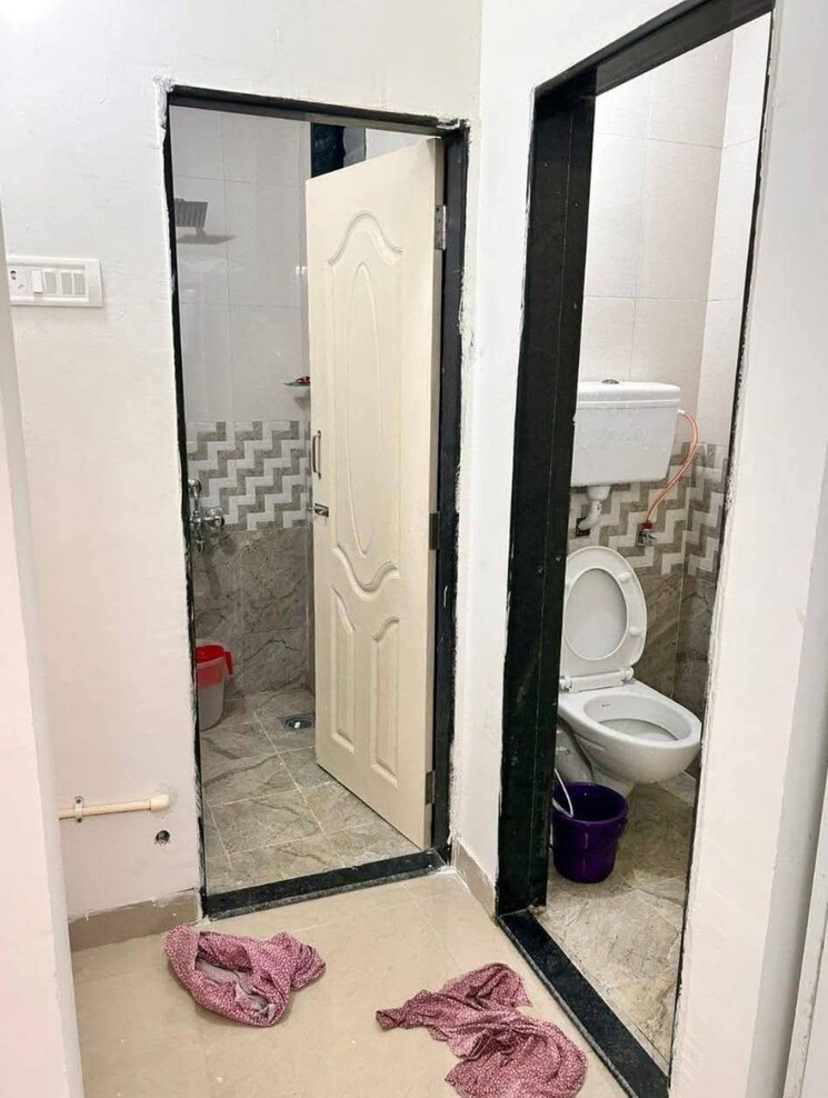 Bathroom, new-mhada-colony-powai 2 Bedroom 1100 Sq.Ft. Apartment In Powai Mumbai 8704849