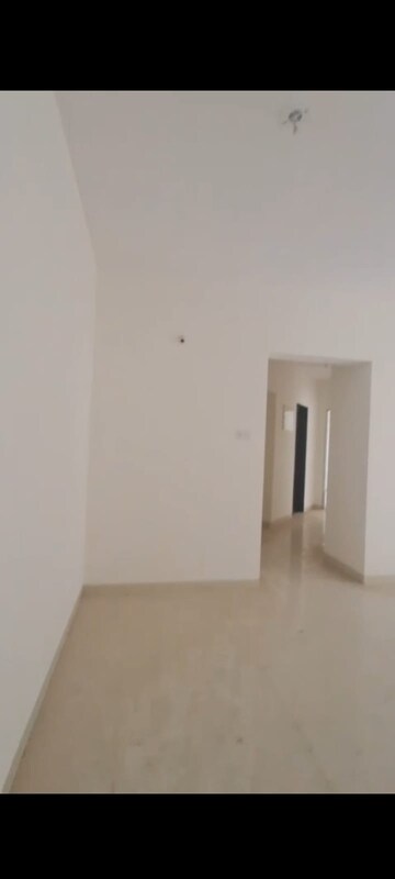 Room in 2 BHK Apartment at Acme Ozone, Manpada – for Rent