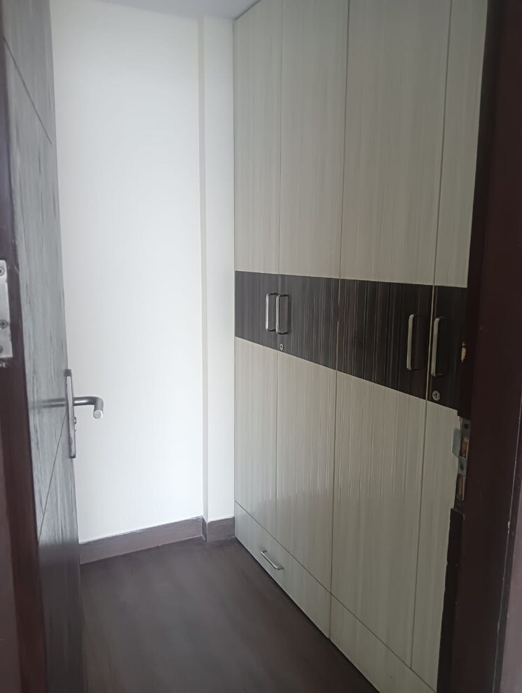 Bathroom, conscient-heritage-one 4 Bedroom 2390 Sq.Ft. Apartment In Sector 62 Gurgaon 8705123