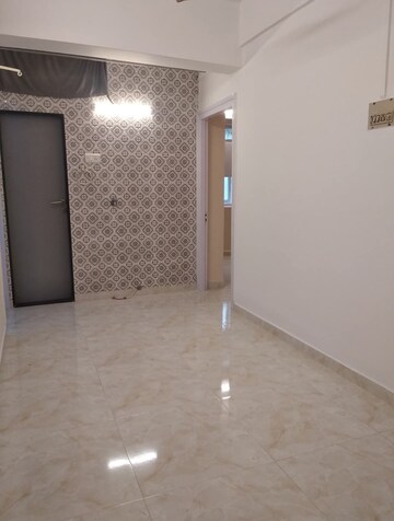 Room in 2 BHK Apartment at K Raheja Vihar, Powai – for Rent