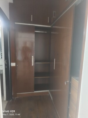 Building Lobby in 4 BHK Apartment at Omaxe The Nile, Sector 49 – for Sale