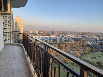Balcony in 3 BHK Apartment at Moti Nagar – for Rent