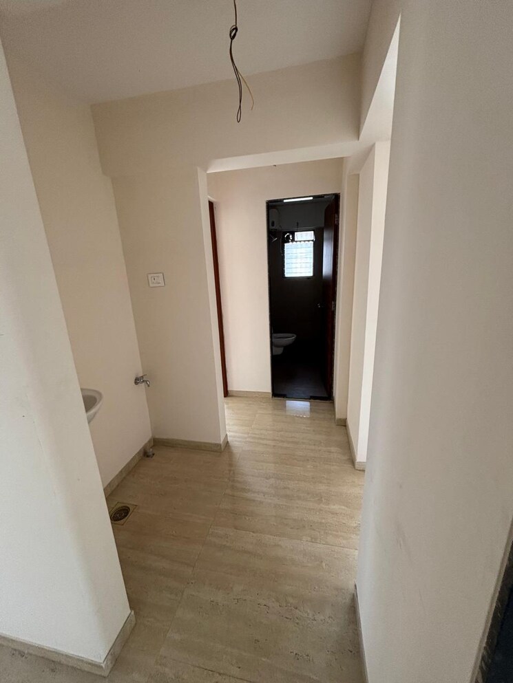 undefined, je-and-vee-om-trimurti 3 Bedroom 941 Sq.Ft. Apartment In Malad East Mumbai 8705411