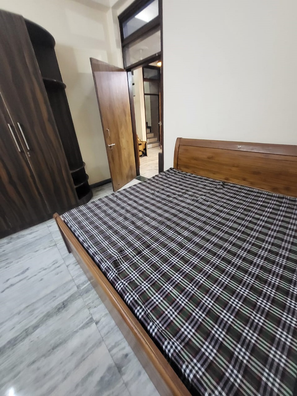 4 BHK + Pooja Room,Study Room Apartment For Rent in Huda CGHS