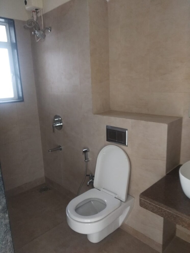 Bathroom, godrej-prime 2 Bedroom 761 Sq.Ft. Apartment In Chembur Mumbai 8697593