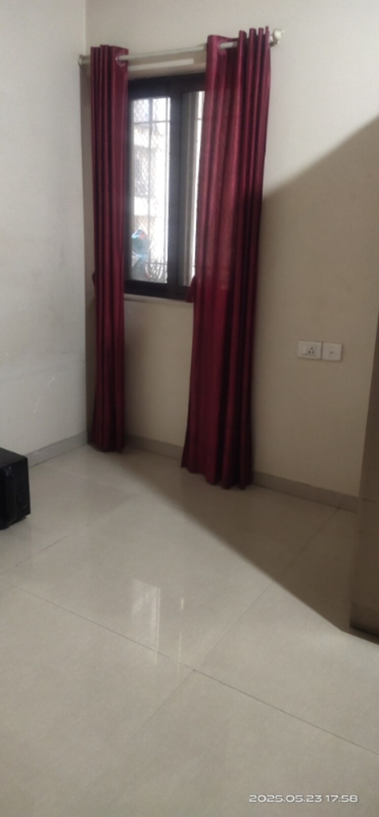 Room, dosti-vihar-phase-ii 2.5 Bedroom 1212 Sq.Ft. Apartment In Samata Nagar Thane 8705617