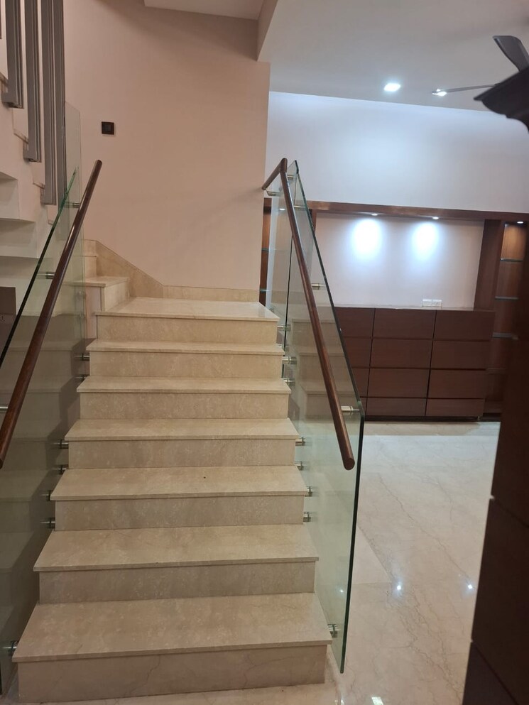 undefined, gulmohar park 4 Bedroom 5400 Sq.Ft. Builder Floor In Gulmohar Park Delhi 8705556