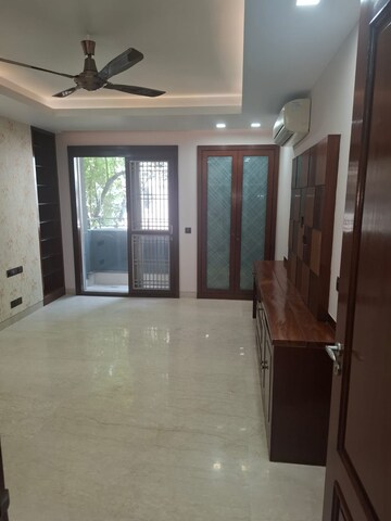 Room in 4 BHK Builder Floor at Gulmohar Park – for Rent